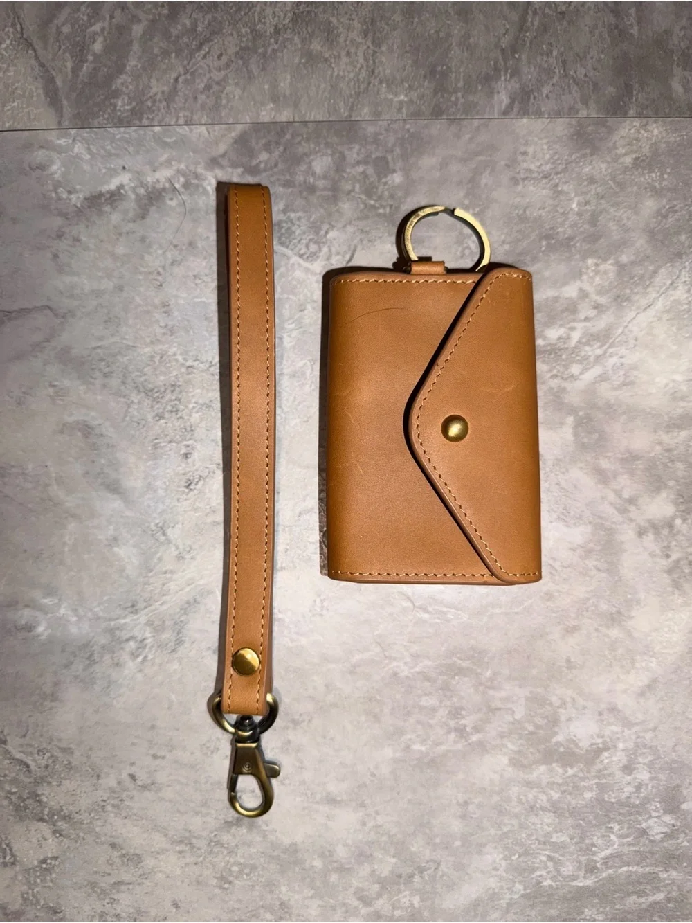 Andar Poppy  Key & Card Holder with Wrist Strap